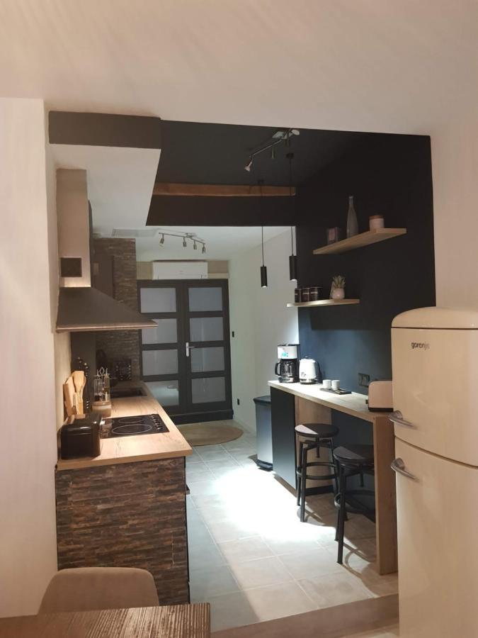 Le J&J Appartement Spacieux Climatise En Centre Ville Сет Екстер'єр фото