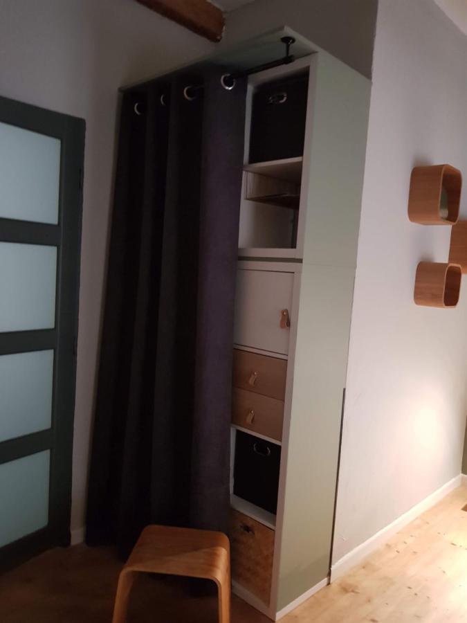 Le J&J Appartement Spacieux Climatise En Centre Ville Сет Екстер'єр фото