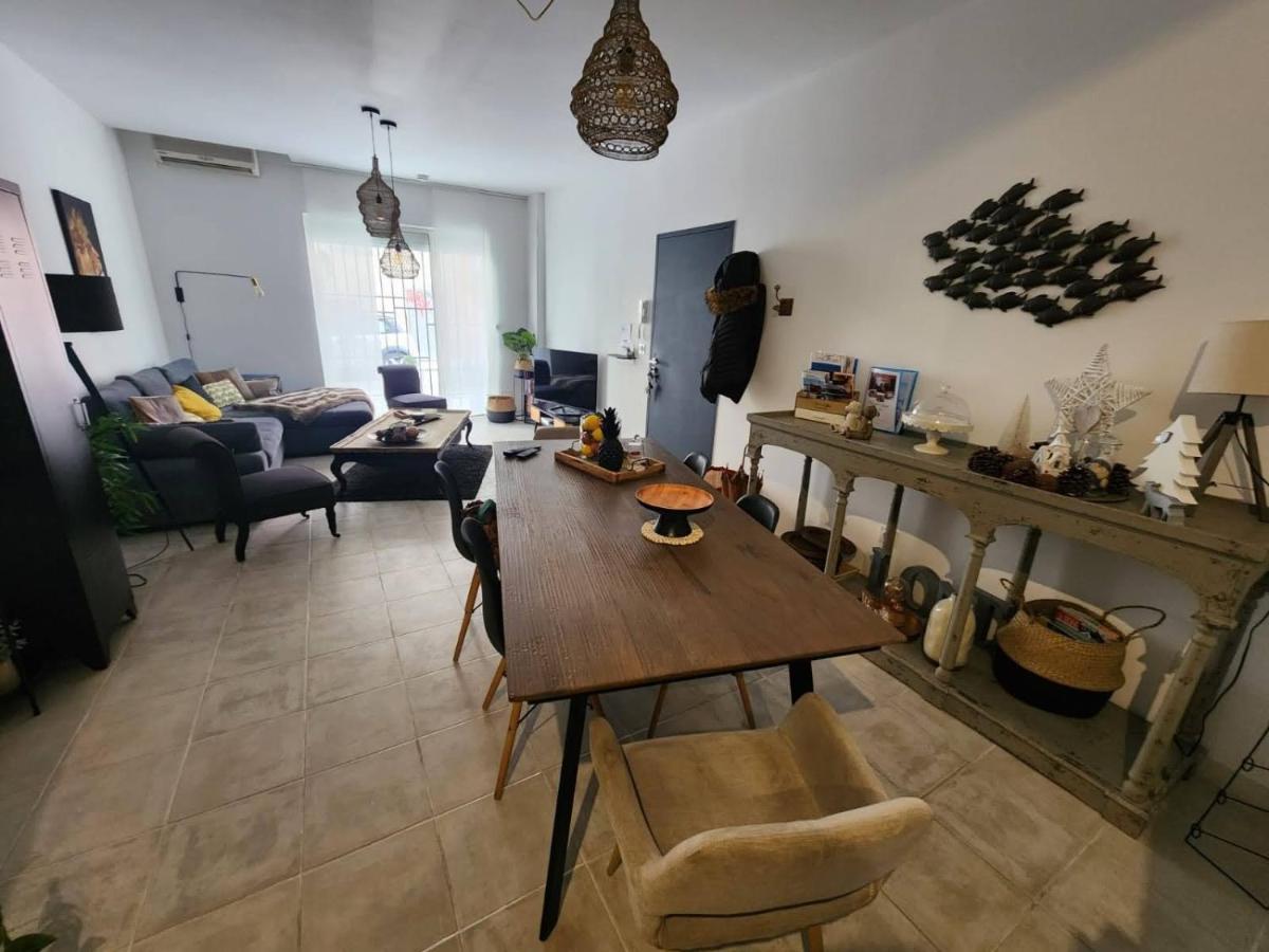 Le J&J Appartement Spacieux Climatise En Centre Ville Сет Екстер'єр фото