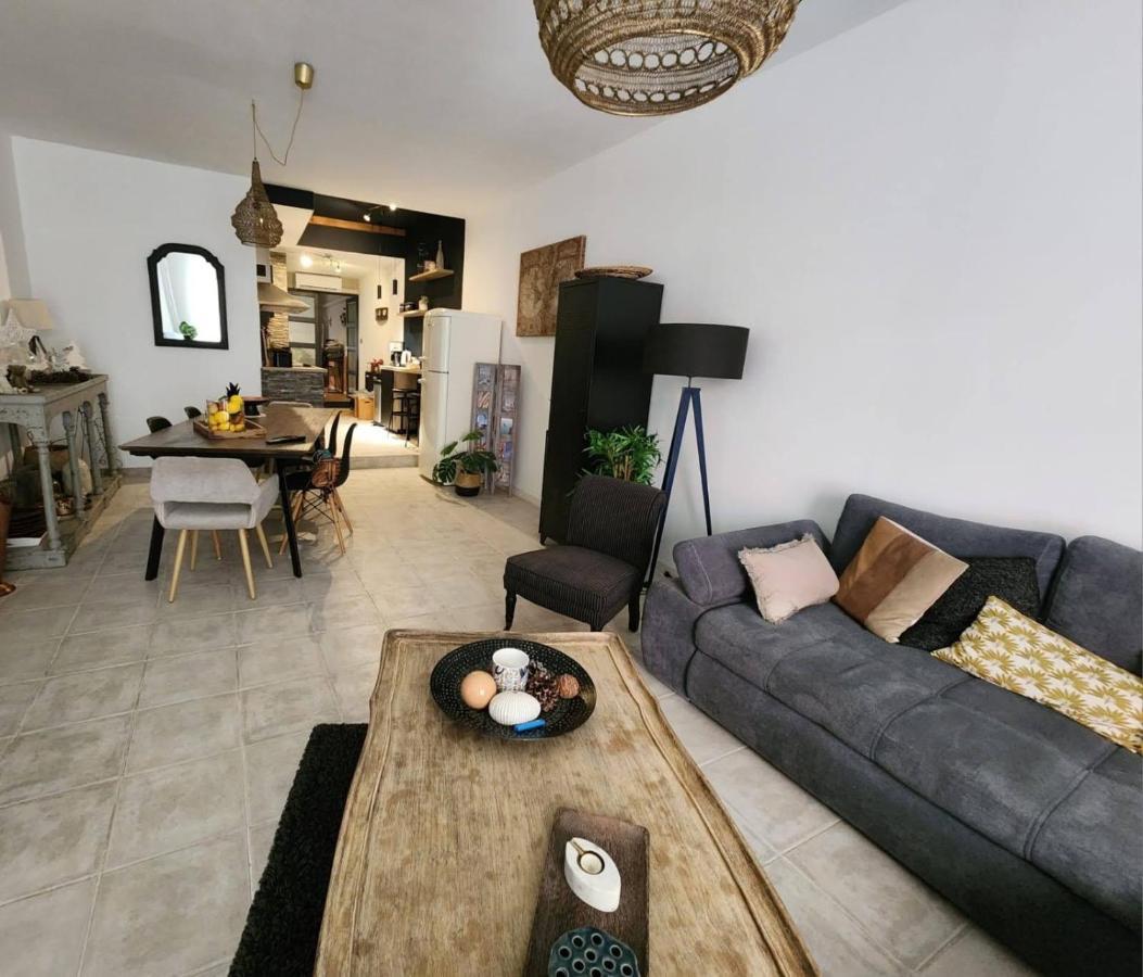 Le J&J Appartement Spacieux Climatise En Centre Ville Сет Екстер'єр фото