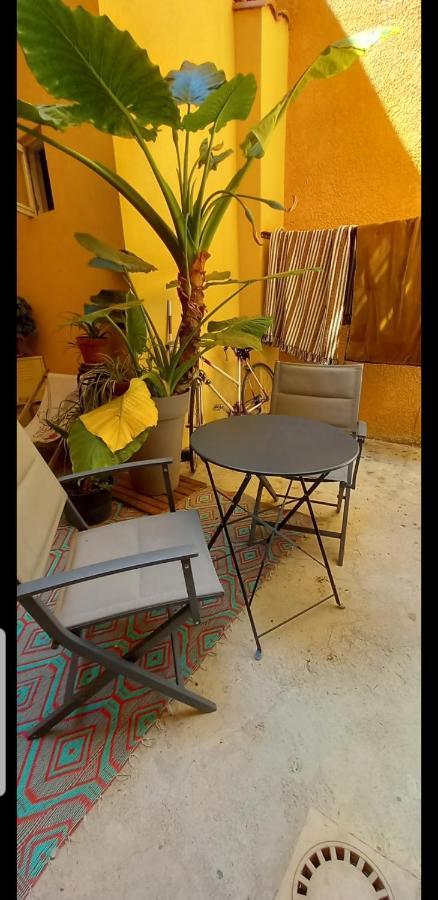 Le J&J Appartement Spacieux Climatise En Centre Ville Сет Екстер'єр фото